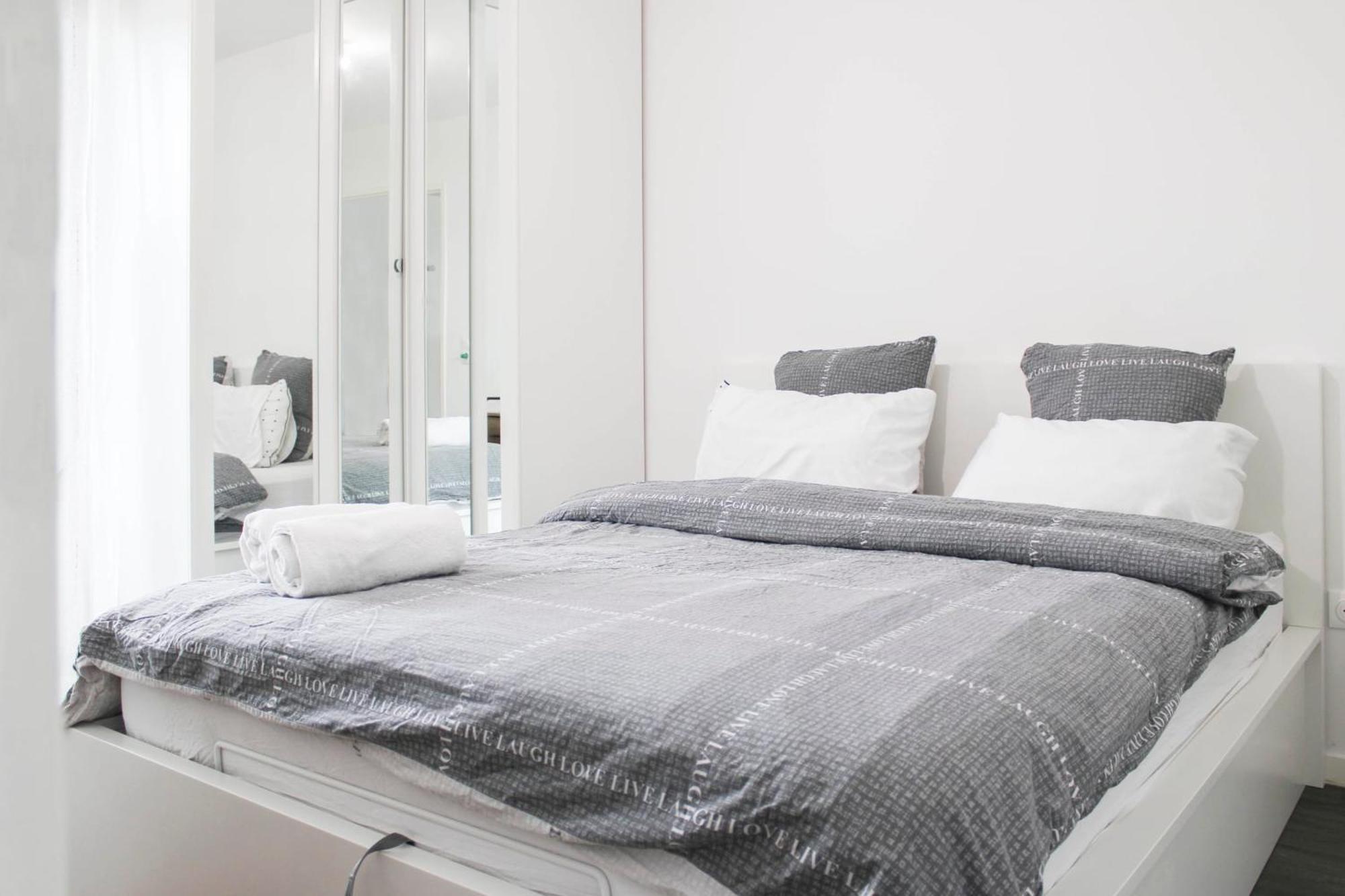 Appartamento Charming T2 Near The Basilica Of Saint-Denis Esterno foto
